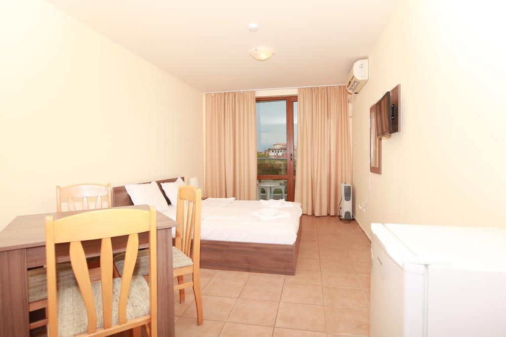 Apartments In Panorama Beach Vigo Nessebar Room photo